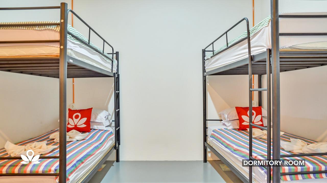 Ndalem Sorogenen Guesthouse Yogyakarta Ngoại thất bức ảnh
